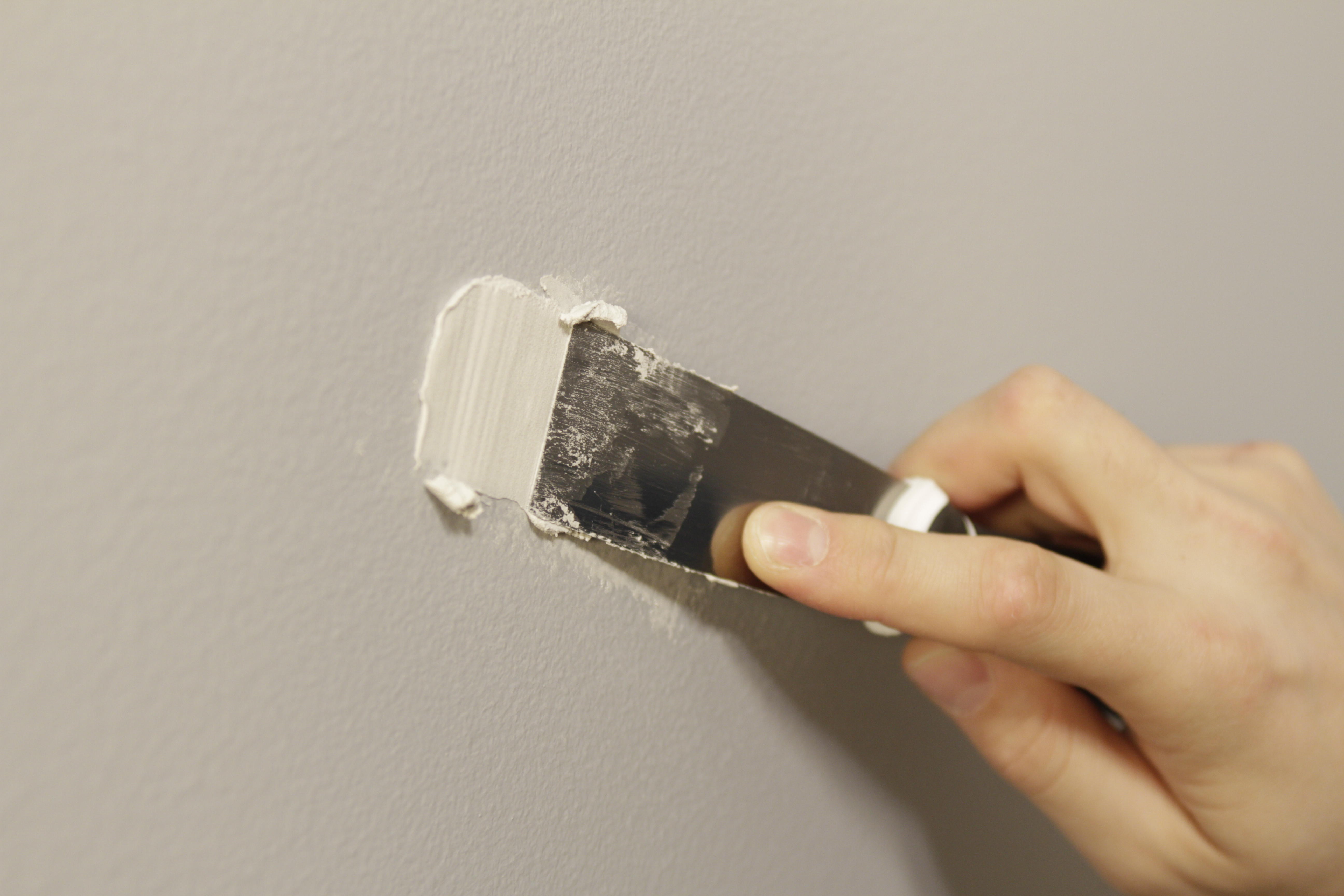 How to Patch Holes In Drywall